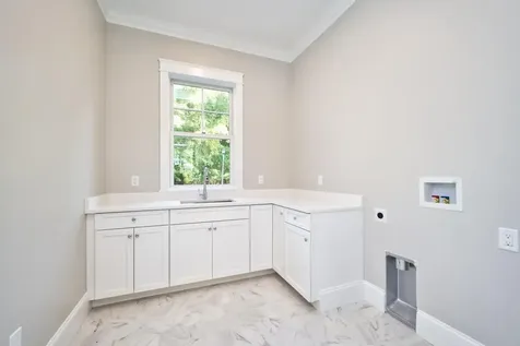 197 Church Pond Drive Tiverton RI 02878