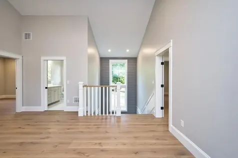 197 Church Pond Drive Tiverton RI 02878