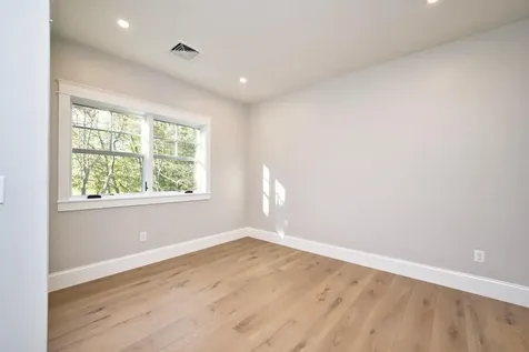 197 Church Pond Drive Tiverton RI 02878