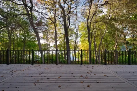 197 Church Pond Drive Tiverton RI 02878