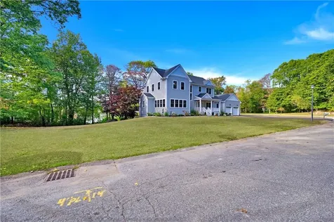 197 Church Pond Drive Tiverton RI 02878