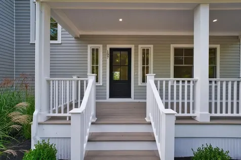 197 Church Pond Drive Tiverton RI 02878