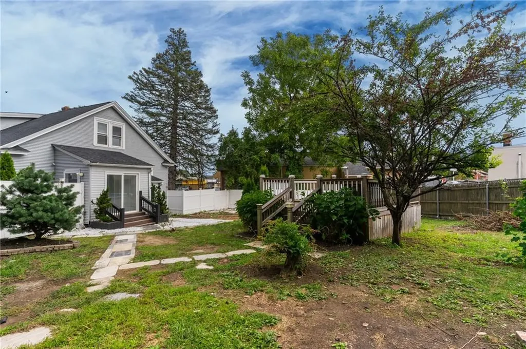 406 Killingly Street Providence RI 02909