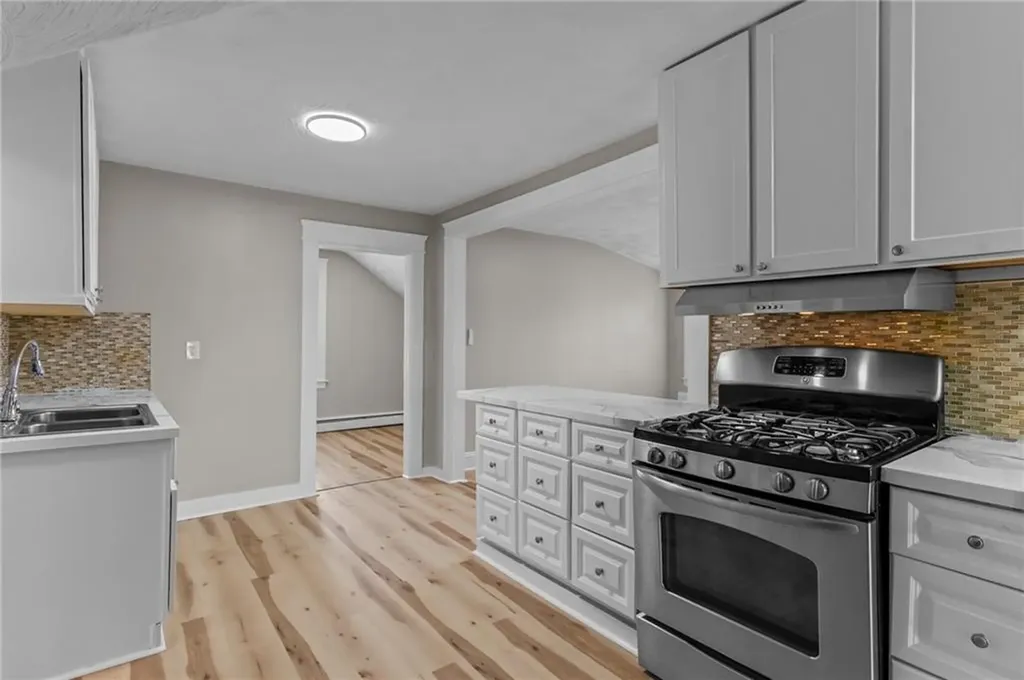 406 Killingly Street Providence RI 02909