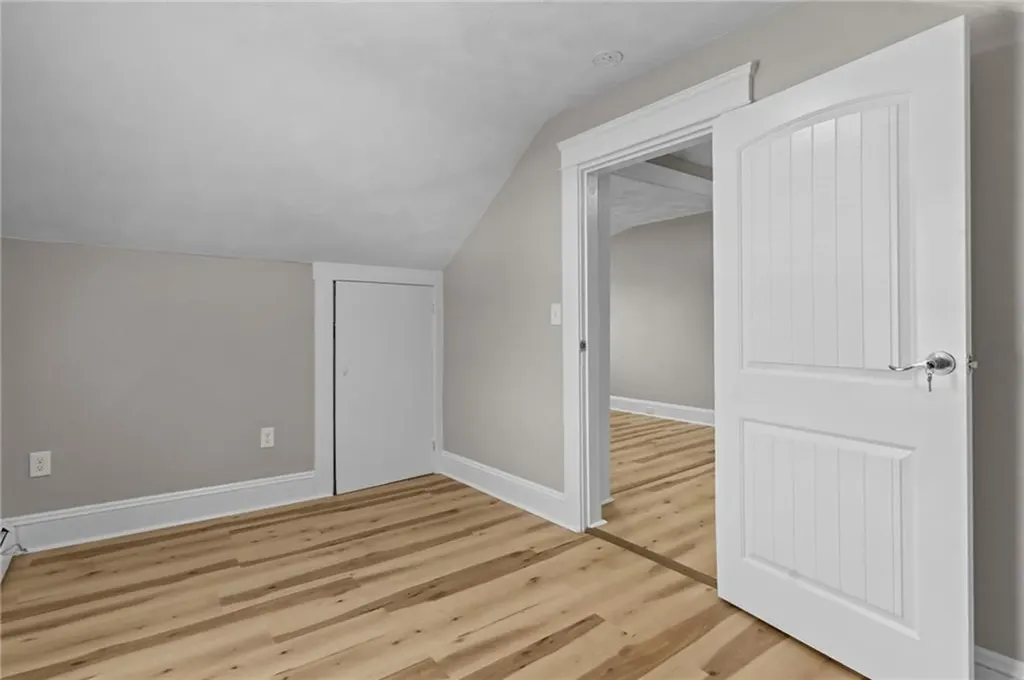 406 Killingly Street Providence RI 02909