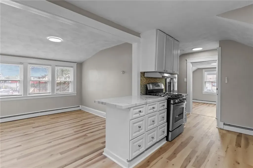 406 Killingly Street Providence RI 02909