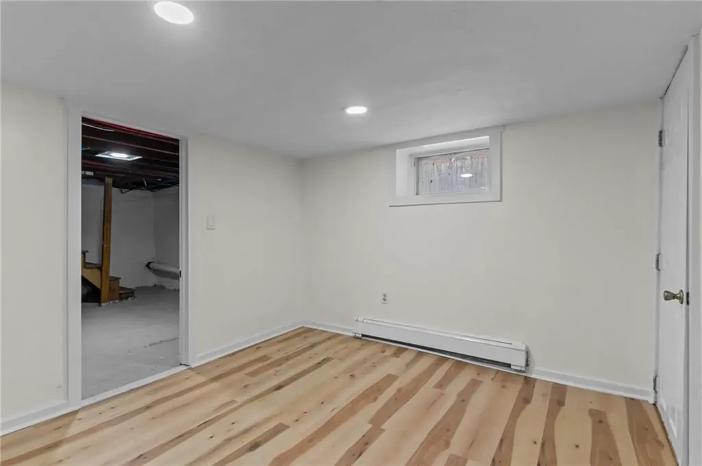 406 Killingly Street Providence RI 02909