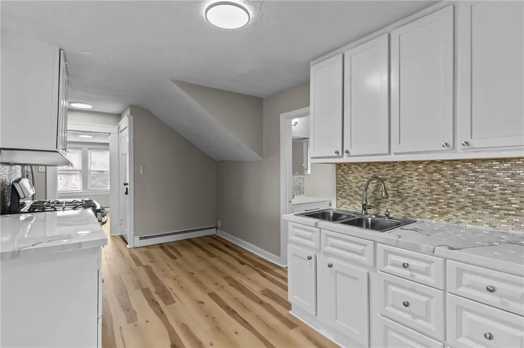 406 Killingly Street Providence RI 02909