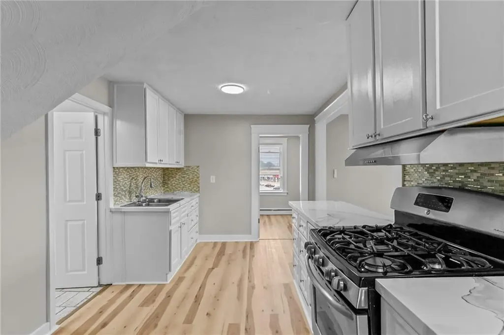 406 Killingly Street Providence RI 02909