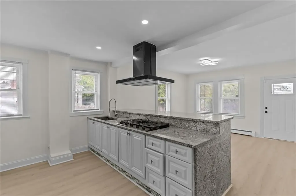 406 Killingly Street Providence RI 02909