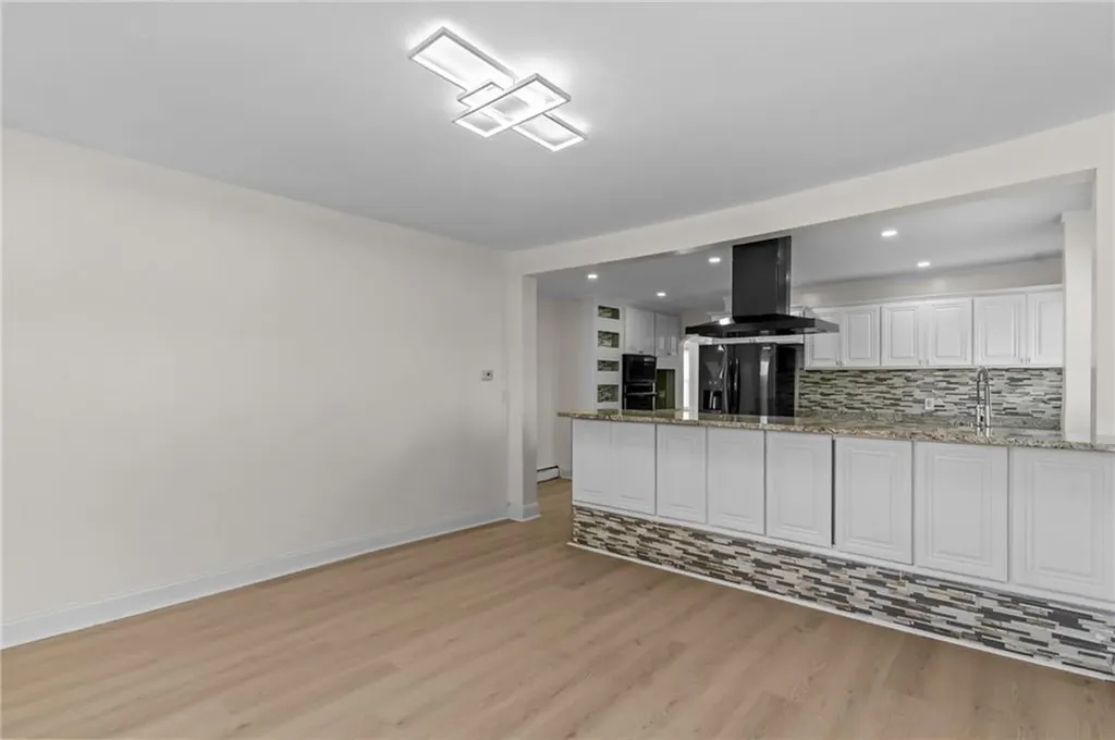 406 Killingly Street Providence RI 02909