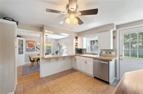 160 Crescent Avenue North Attleboro MA 02760