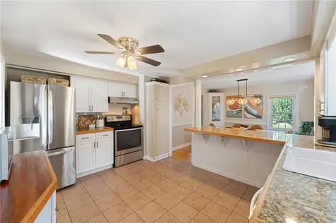 160 Crescent Avenue North Attleboro MA 02760