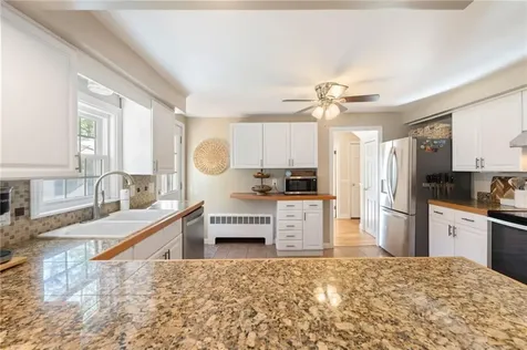 160 Crescent Avenue North Attleboro MA 02760