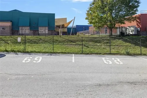 231 Maple Avenue Newport RI 02840