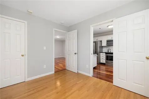 231 Maple Avenue Newport RI 02840