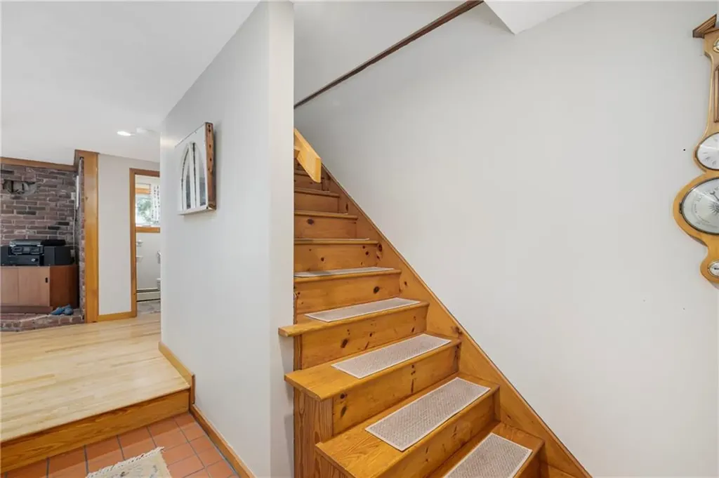 13 Oak Street Portsmouth RI 02871