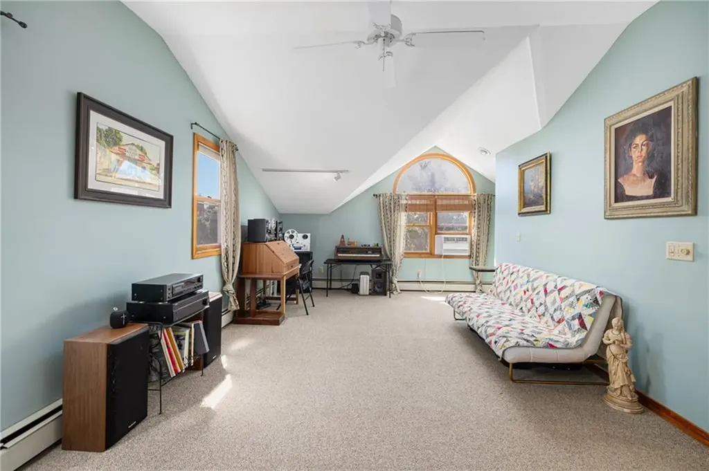 13 Oak Street Portsmouth RI 02871