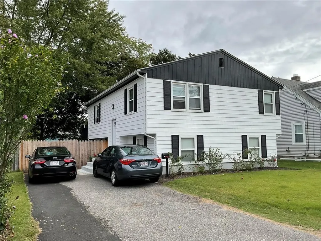 16 Arrow Avenue Warwick RI 02886