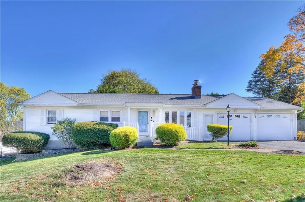 16 Randall Street Smithfield RI 02828