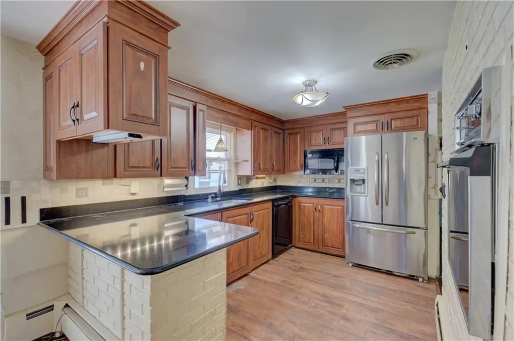 16 Randall Street Smithfield RI 02828