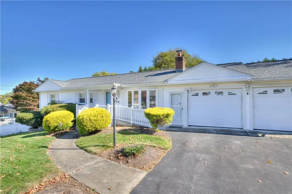 16 Randall Street Smithfield RI 02828