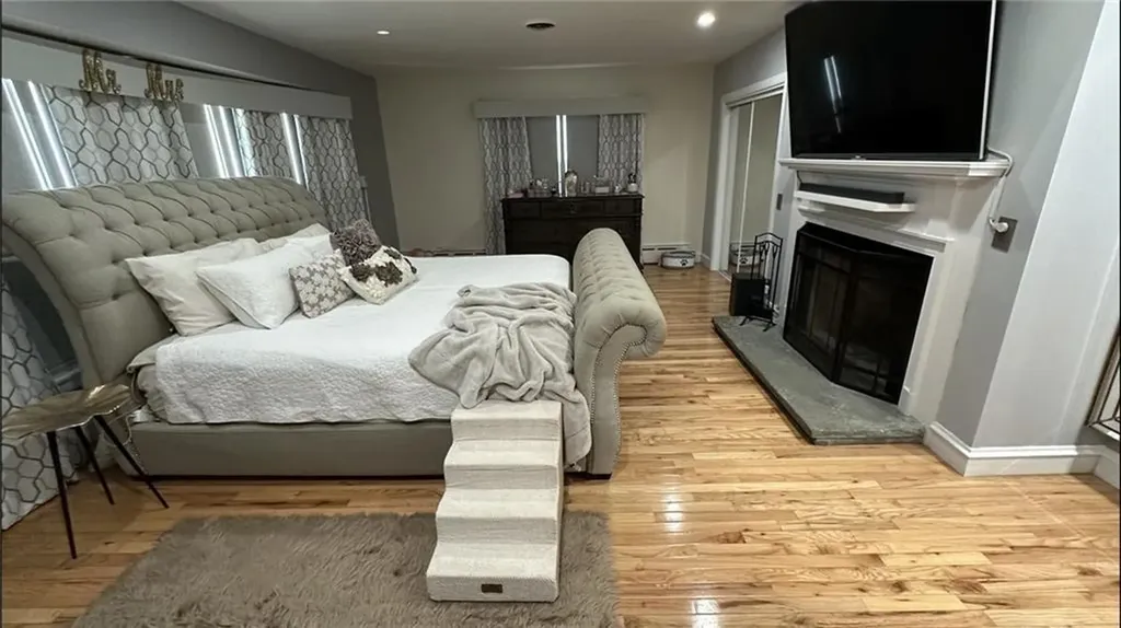 42 Salem Drive North Providence RI 02904