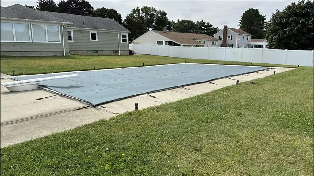 42 Salem Drive North Providence RI 02904