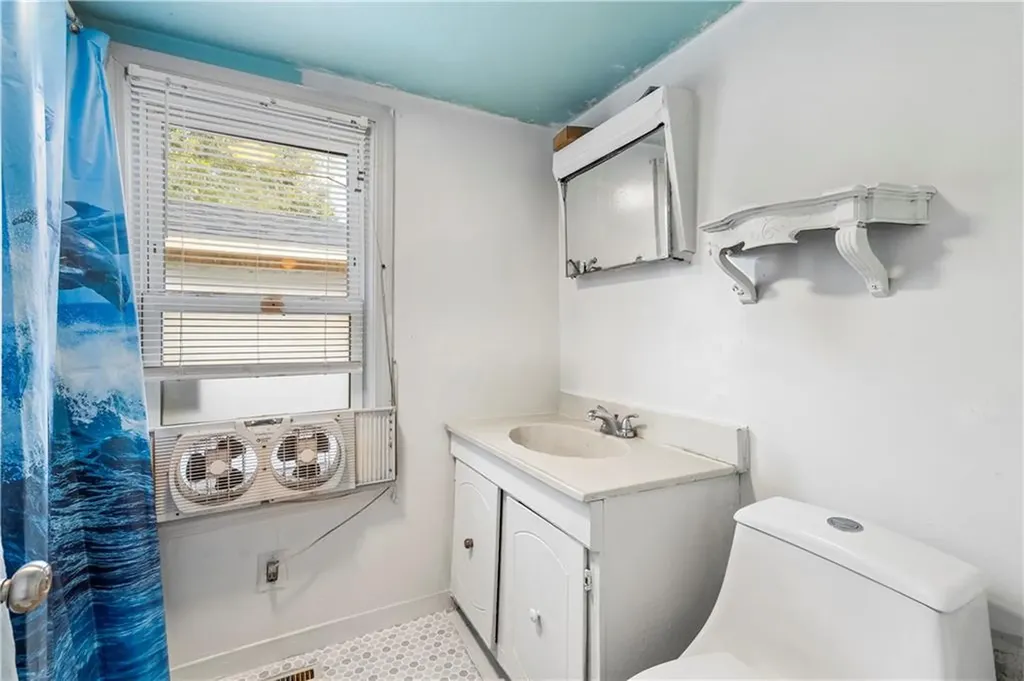 53 55 Ottawa Street West Warwick RI 02893
