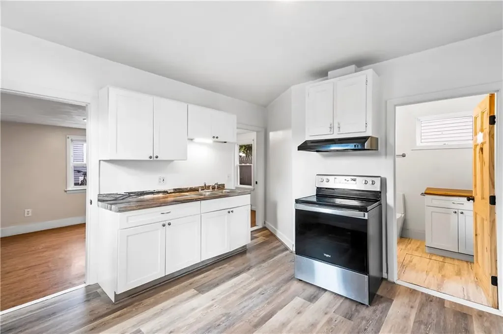 53 55 Ottawa Street West Warwick RI 02893