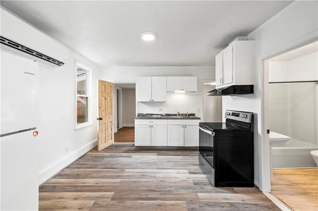 53 55 Ottawa Street West Warwick RI 02893