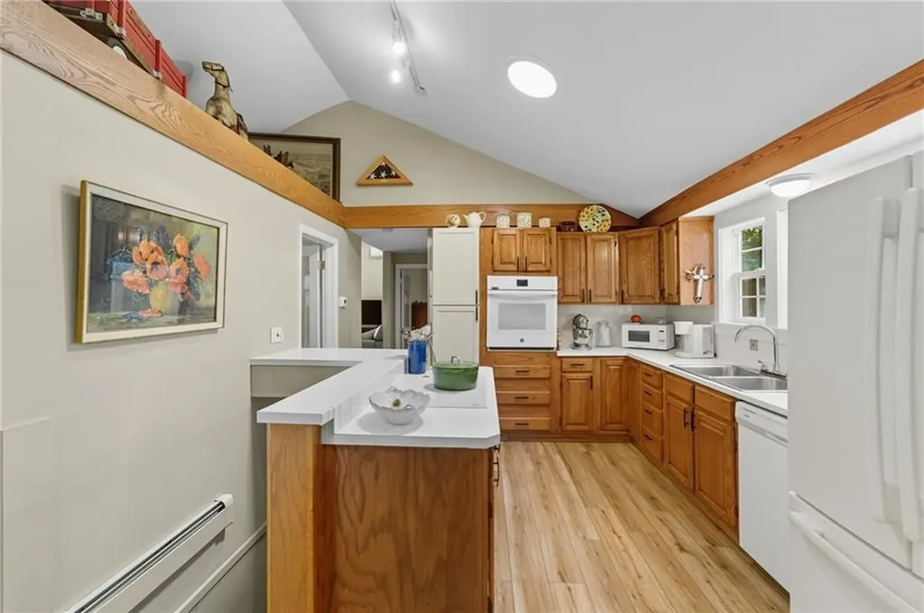 11 Observatory Road Warwick RI 02888