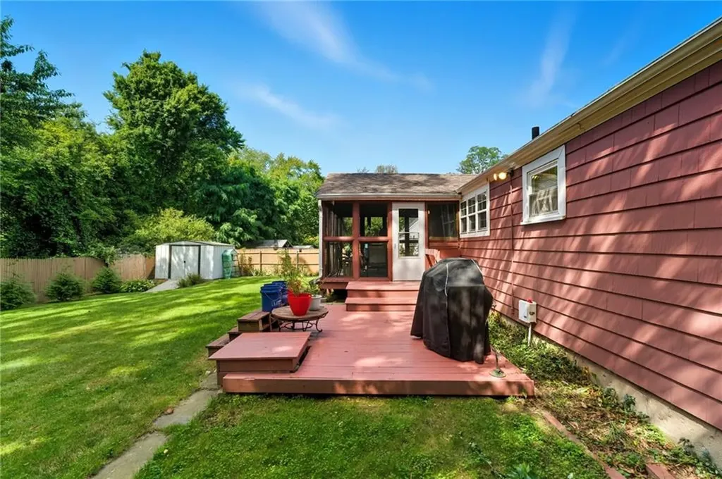 11 Observatory Road Warwick RI 02888