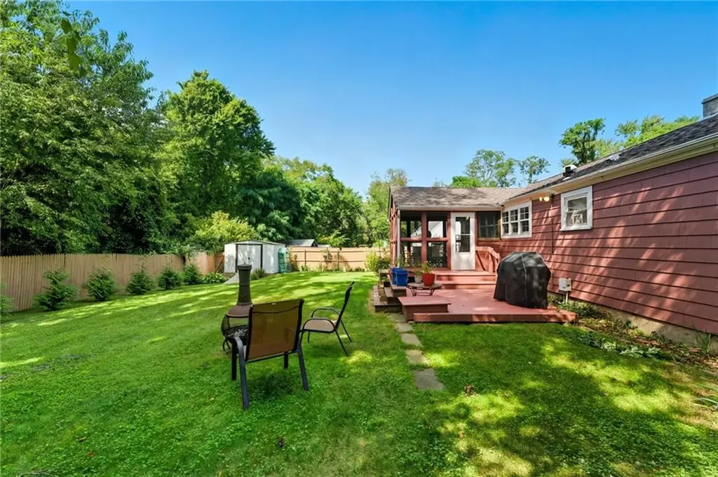 11 Observatory Road Warwick RI 02888