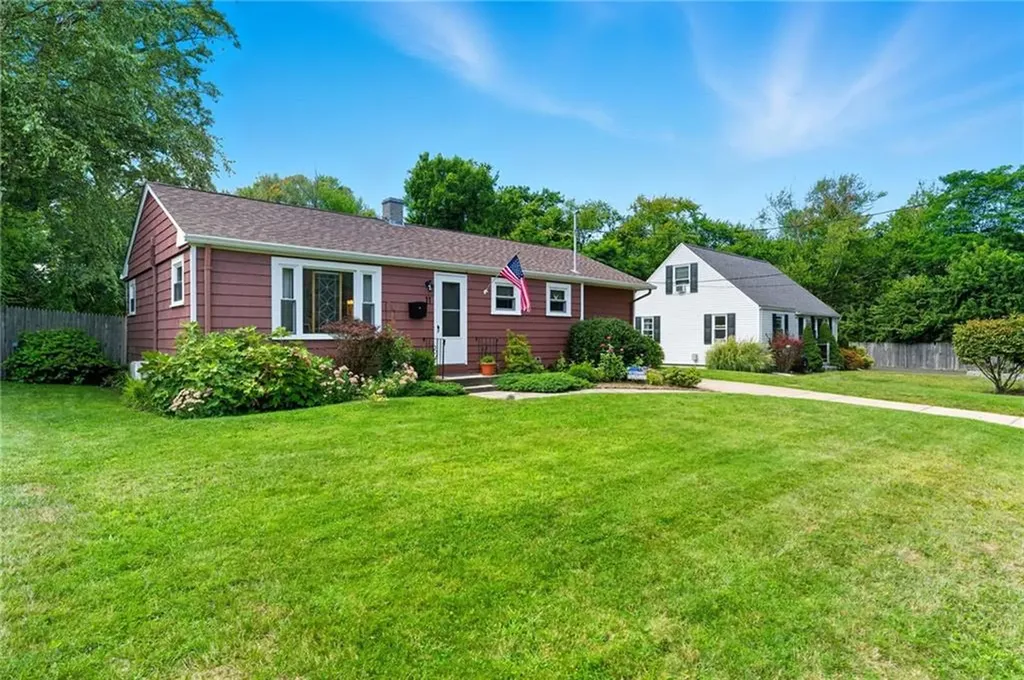 11 Observatory Road Warwick RI 02888