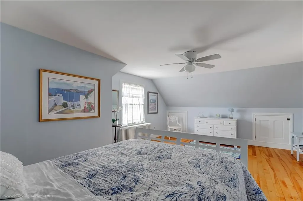 38 Toppa Boulevard Newport RI 02840
