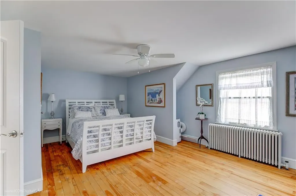 38 Toppa Boulevard Newport RI 02840