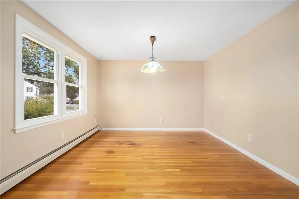 31 Pond View Drive Coventry RI 02816