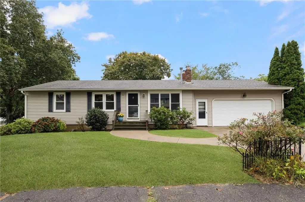 31 Pond View Drive Coventry RI 02816