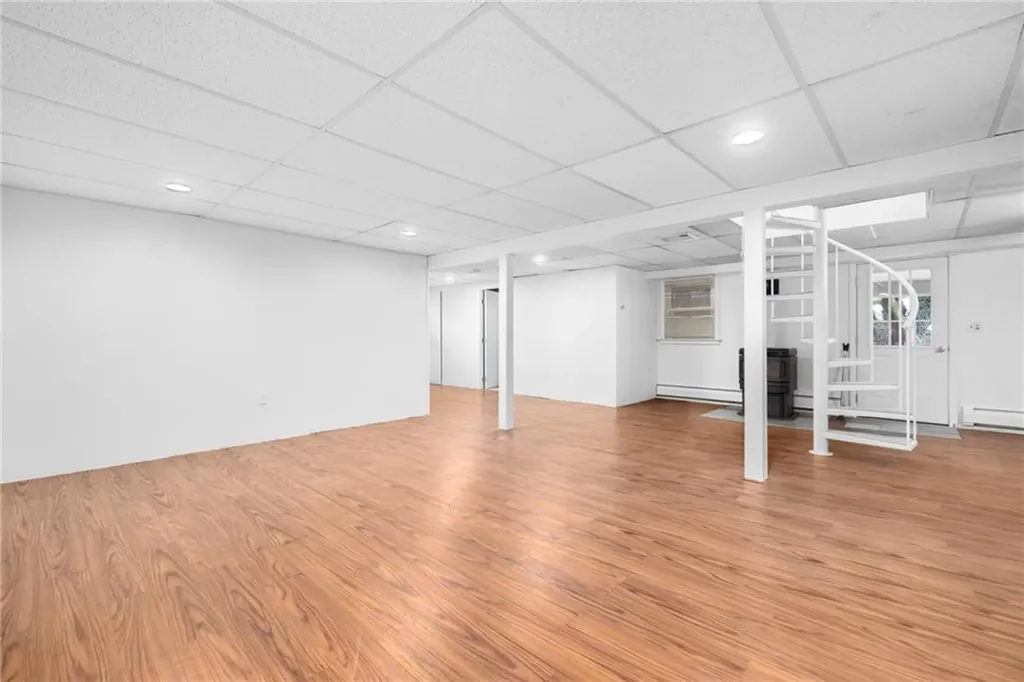 31 Pond View Drive Coventry RI 02816