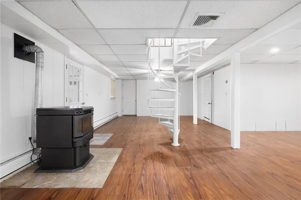 31 Pond View Drive Coventry RI 02816