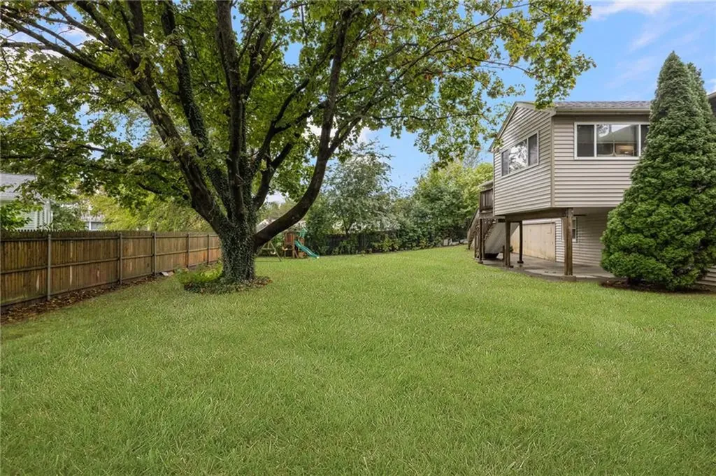 31 Pond View Drive Coventry RI 02816