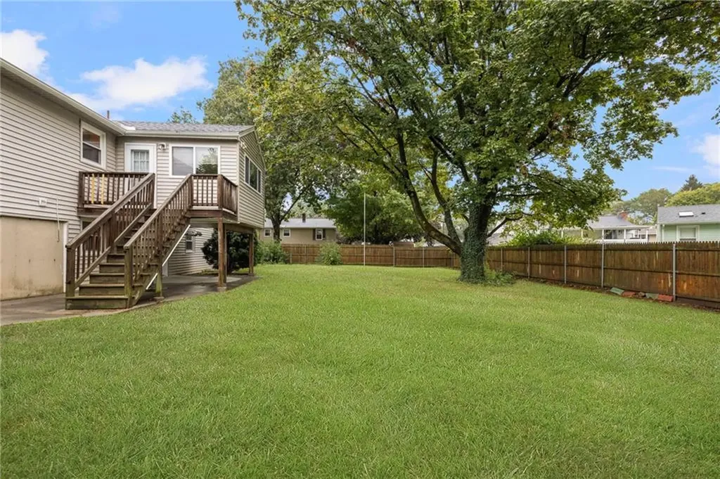 31 Pond View Drive Coventry RI 02816