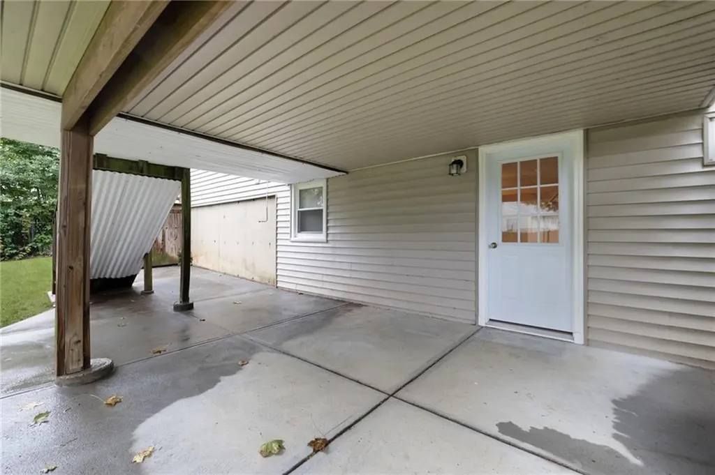 31 Pond View Drive Coventry RI 02816