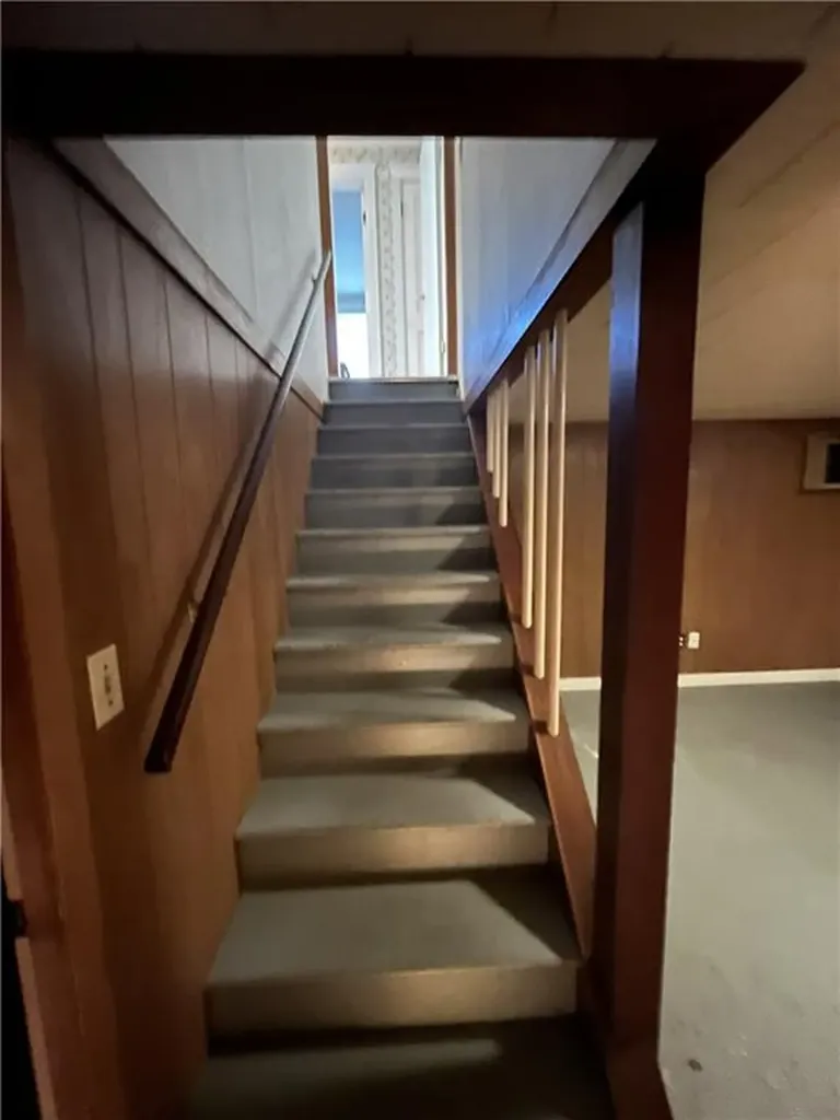 1 Ritchotte Court West Warwick RI 02893