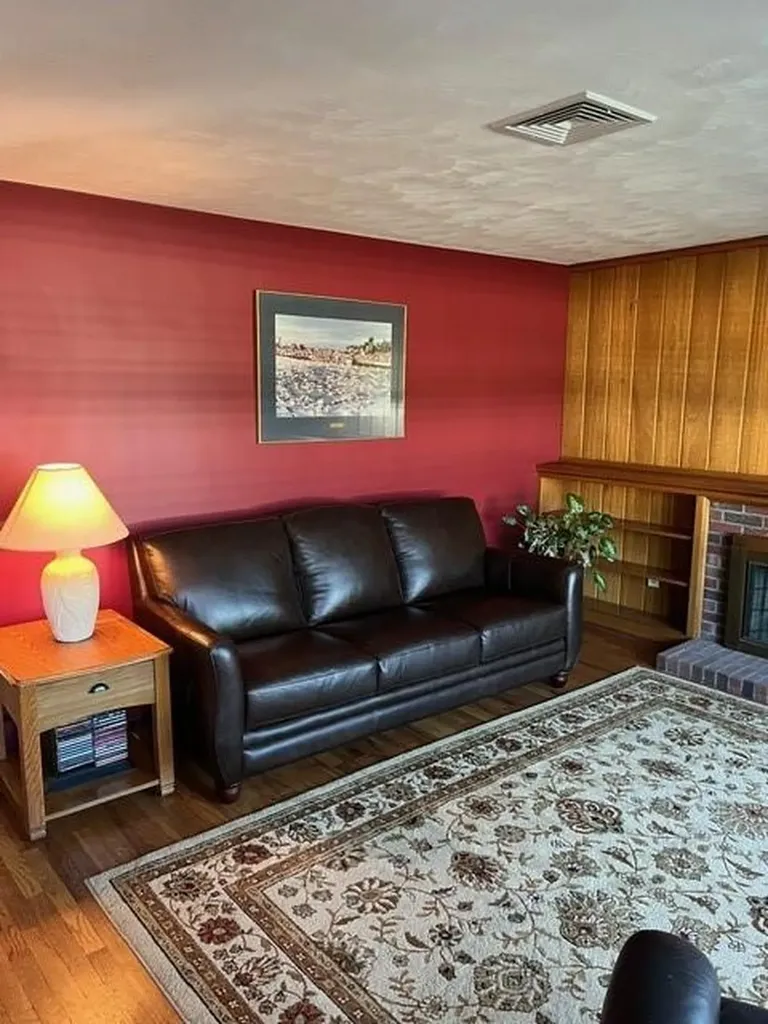 568 Buttonwoods Avenue Warwick RI 02886