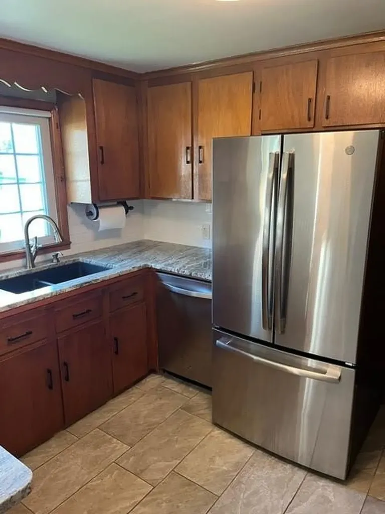 568 Buttonwoods Avenue Warwick RI 02886