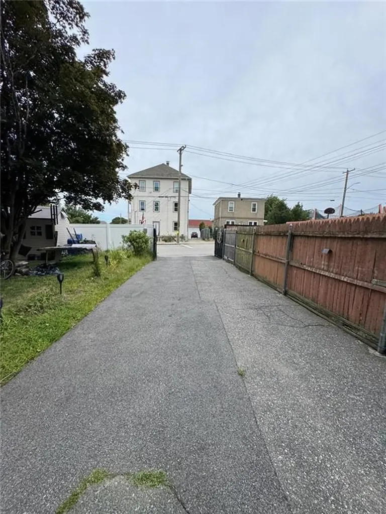 454 Union Avenue Providence RI 02909