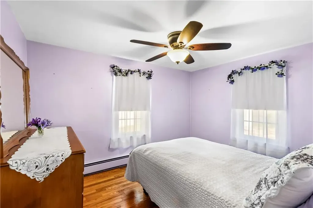 137 Strawberry Field Road Warwick RI 02886