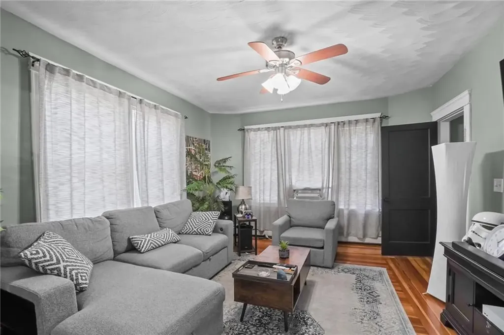 108 Perrin Avenue Pawtucket RI 02861